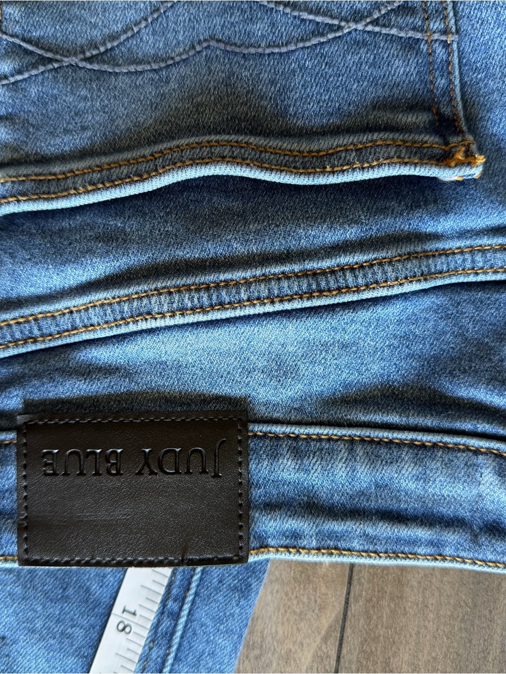 Judy Blue Straight Leg Medium Blue Jeans - Picture 8 of 12